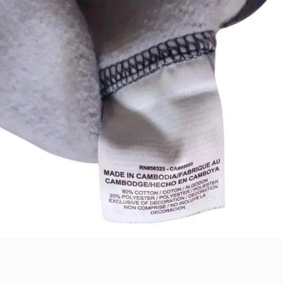 NIKE CLUB FLEECE CAMO CREWNECK SWEATER - Picture 4 of 5